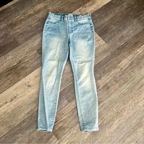 Wonderly Pull On Jegging. High Rise. Size 8. - Picture 2 of 9